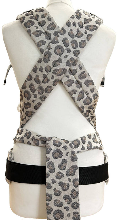 Fräulein Hübsch Soft Tai -Babysize V2 Leoprint