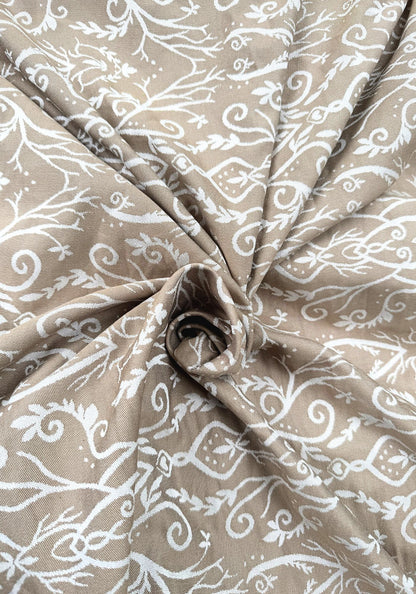 LELIBA Ring Sling – Ramus Rega – Nahaufnahme des Rings und des gemusterten Stoffes